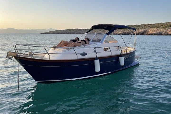 Private Boat Rental in Valencia with Skipper