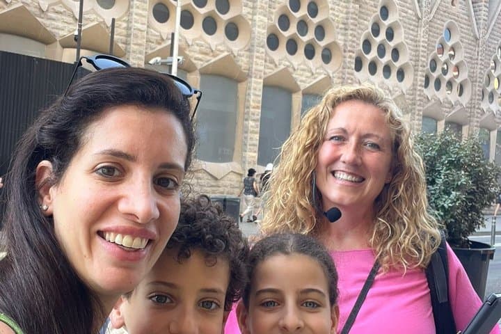 Sagrada Familia Tour: Gaudí’s Secrets
