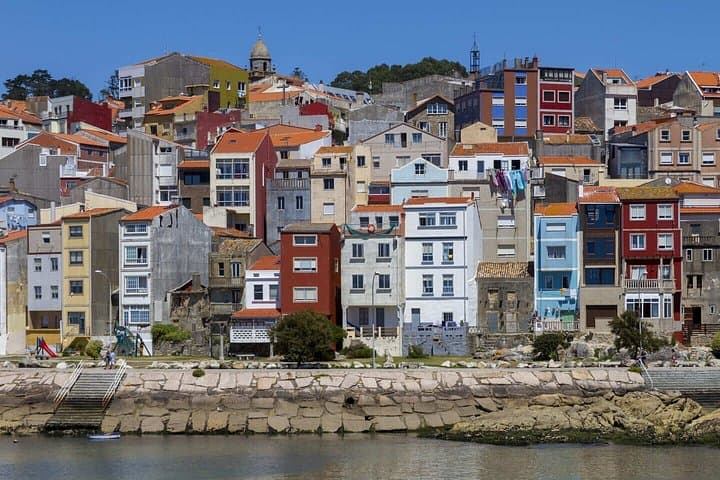 Hello Pontevedra: Private 2-Hour Intro City Walk with Local Guide