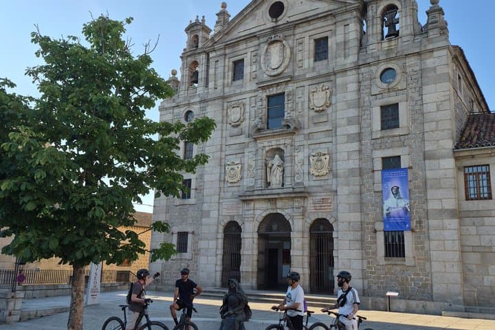Avila Panoramic E-Bike Tour
