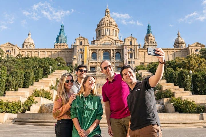 Barcelona: Montjuic, Cable Car, Harbour Cruise and Old Town Tour