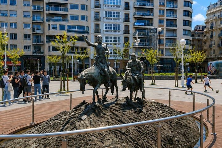 San Sebastian Scavenger Hunt & Self Guided Walking Tour