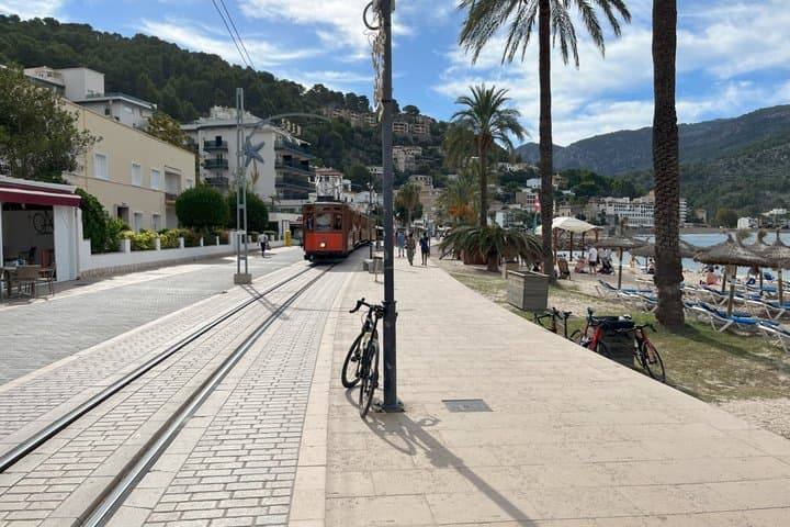 Small Group Experience: Beauties and Tastes of Mallorca