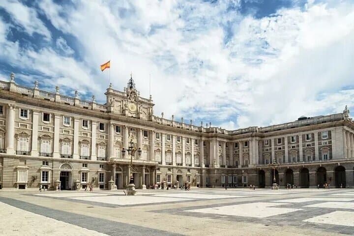 Admission to the Royal Palace of Madrid with Audio Guide