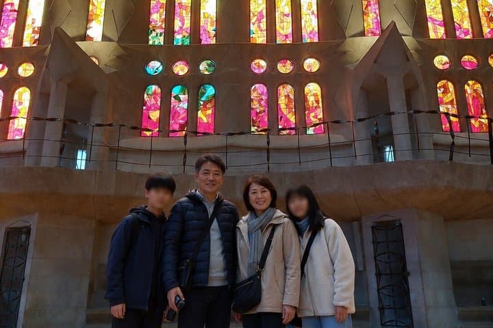 Barcelona VIP Matchday Experience & Private Gaudí Tour