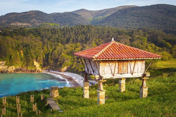 Lagos de Covadonga Cudillero and La Regalina from Oviedo and Gijón