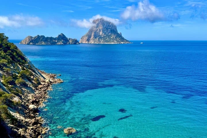 Ibiza en 4x4: Es Vedra, calas y puesta de sol