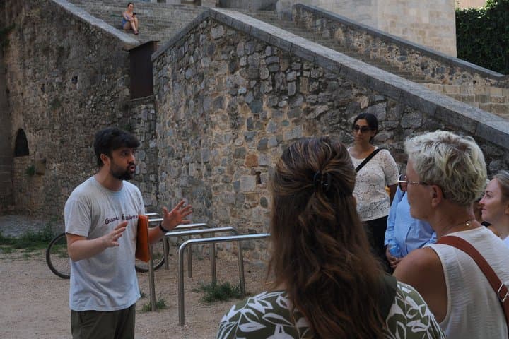 Girona History, Legends, and Food Walking Tour with food tasting