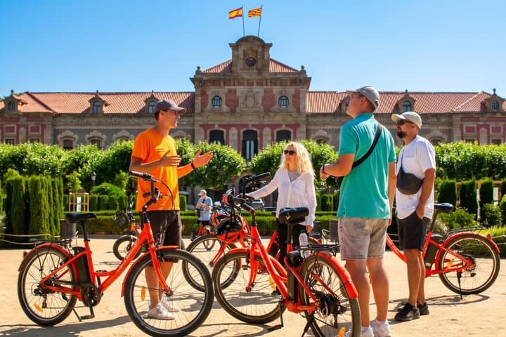 Barcelona Coast Bike or E-Bike Tour with Extra 1-Hour Rental