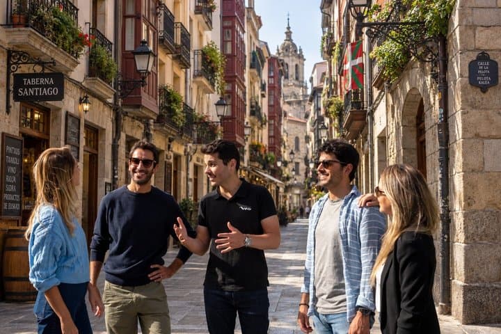 Bilbao Old Town Walking Tour, Guggenheim Museum and River Cruise