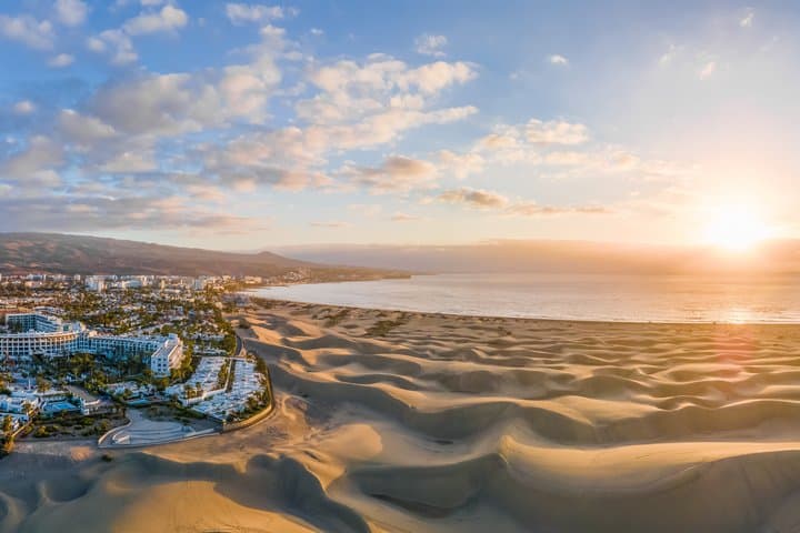 Coastal Gran Canaria Highlights: Scenic Shore Excursion from Port