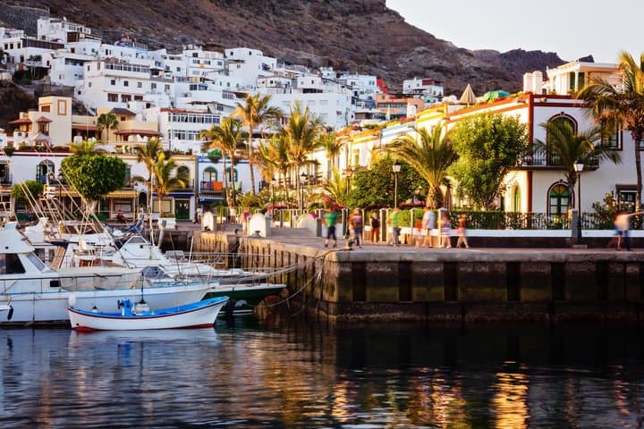 Coastal Gran Canaria Highlights: Scenic Shore Excursion from Port