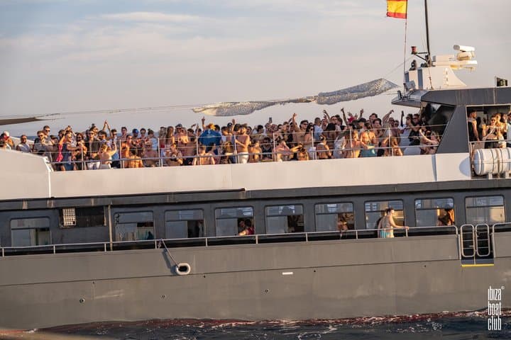 Aftersun Ibiza: The sunset boat party at Ibiza Boat Club