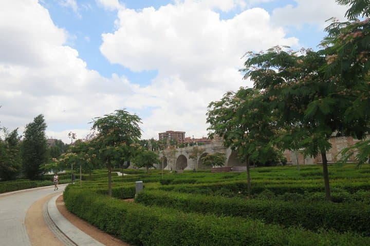 Madrid Parks & Riverside Bike Tour