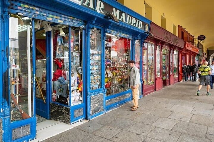 Madrid Best Walking Tour: Old city & Royal Quarter. Oficial guide