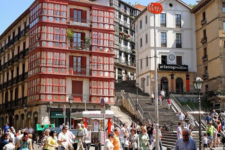 Bilbao Interactive City Tour