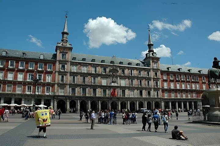 Madrid Premium Private Tapas & Wine Experience