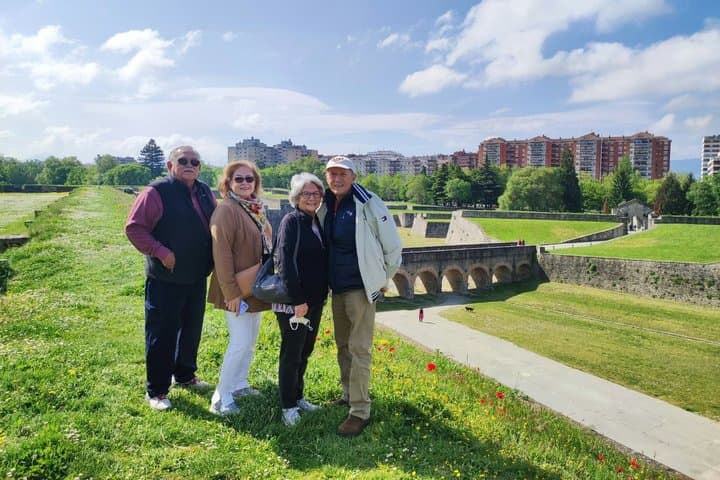Pamplona & Tolosa Market Day Trip + Lunch from San Sebastián