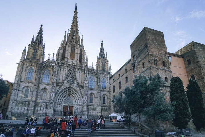 Private Barcelona Highlights Tour with Hotel pick-up