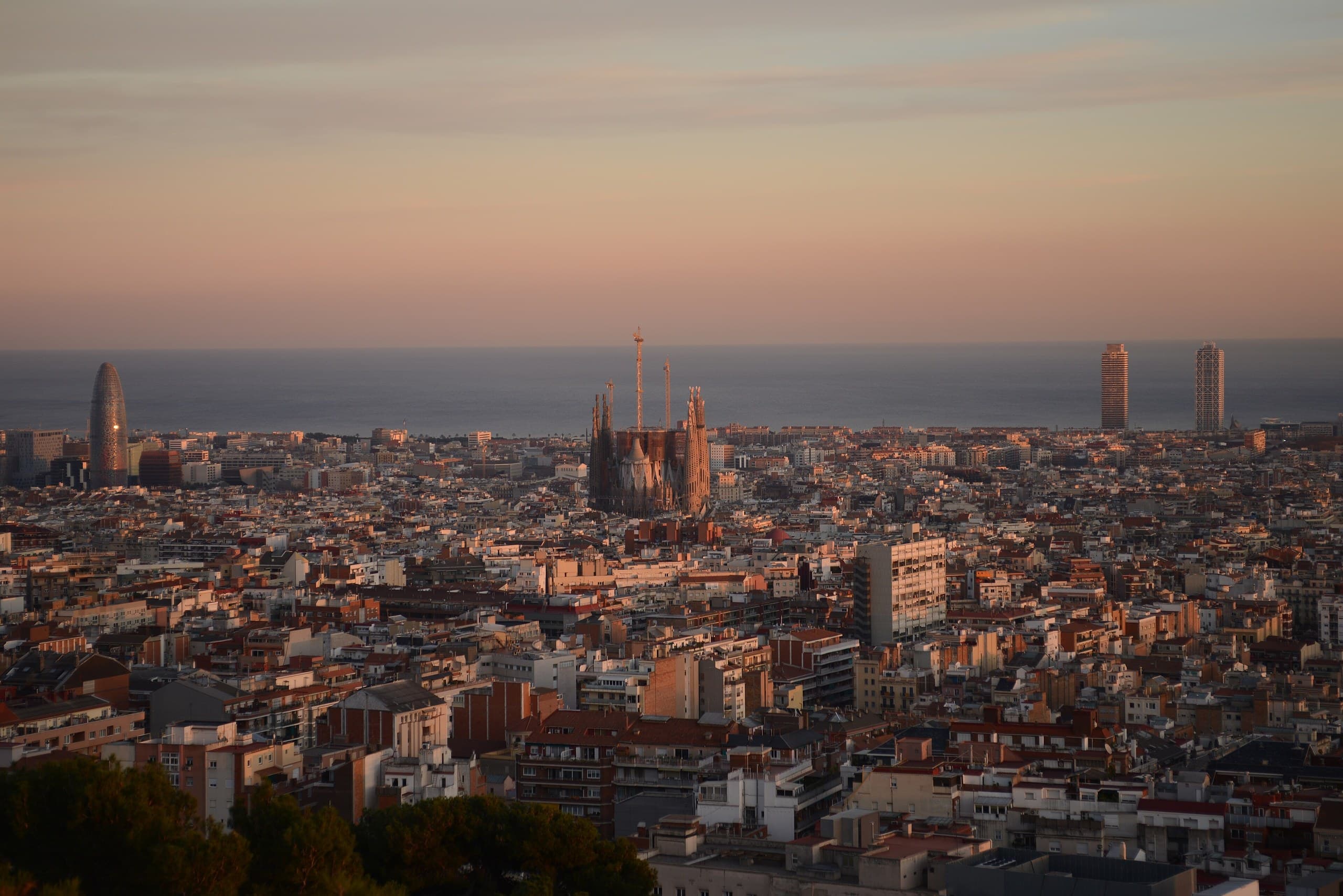 Gaudí’s Sagrada Família rising above the Barcelona skyline