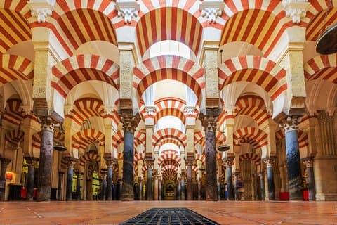 Mosque-Cathedral, Alcazar & Synagogue with Skip the Line Tickets