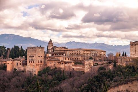 Alhambra and Generalife Tour
