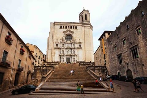 Private Tour to Girona