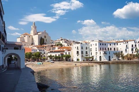 Dalí & Wine | Premium Private Tour with Coastal or Girona Add-On