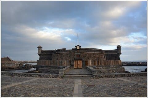 Private 4-hour Tour of Santa Cruz de Tenerife with Hotel or Cruise Port pick-up