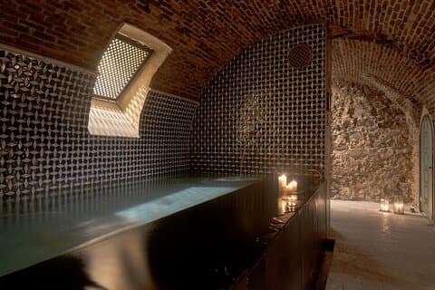 Arabian Baths and 15 min massage at Madrid's Hammam Al Ándalus