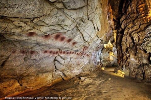 Private Puente Viesgo Caves Full-Day Tour from Santander