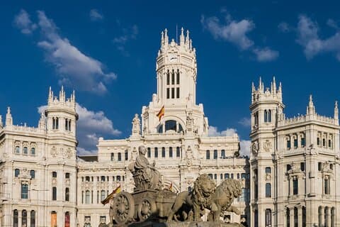 Madrid Private Walking Tour with a Local