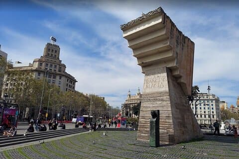 Private Tour of 2 hours and a half of the Civil War in Barcelona