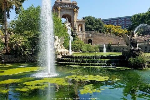 Explore El Born District: Private Half-Day Walking Tour