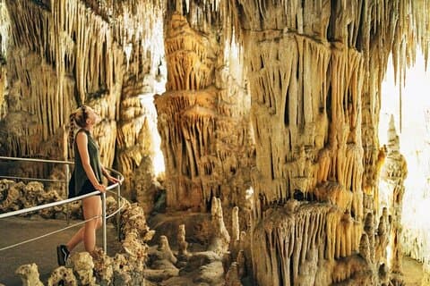 Full-day Tour to Drach Caves and Portocristo Town