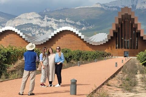 Visit Marques de Riscal & Boutique Winery from Bilbao