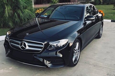 Arrival Transfer from Palma de Mallorca Airport PMI to Palma in Private Car