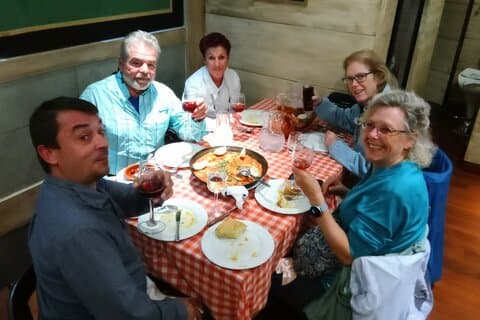 Madrid Local Tapas & History Tour with Dinner