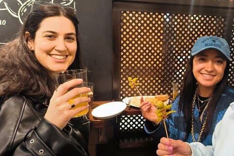 Pamplona Food Tour : Route of Pintxos Virales through the Old Town