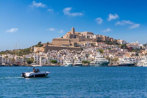 Deluxe Cruise Friendly Ibiza Guided Tour with Port Pickup