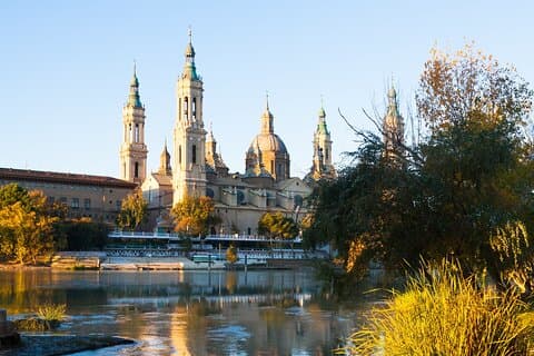 Hello Zaragoza: Private 2-Hour Intro City Walk with Local Guide