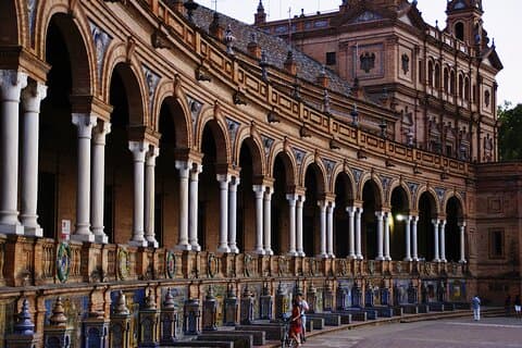 Highlights of Seville's Historic Heart: Private Walking Tour