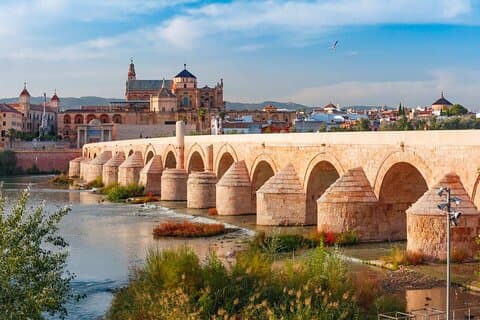 Hello Córdoba: Private 2-Hour Intro City Walk with Local Guide
