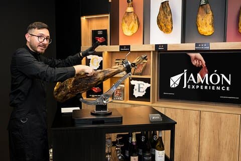 Jamón Experience Masterclass Plus: Ham, Wine and Cheese Tasting