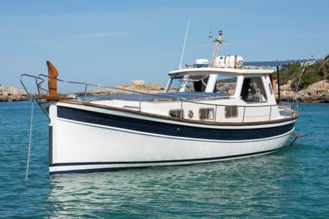 Rent of Llaüt Menorquin Traditional in Menorca