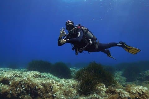 Discover Scuba Diving your first underwater experience