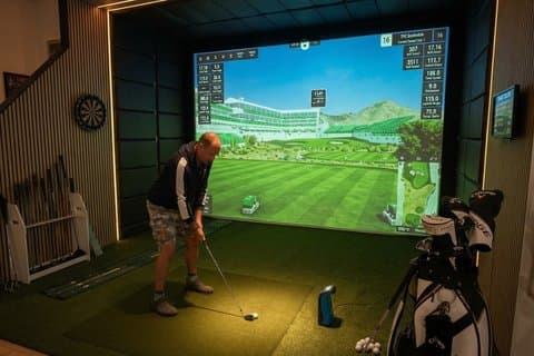 Indoor Golf Simulator at The Golf Cove