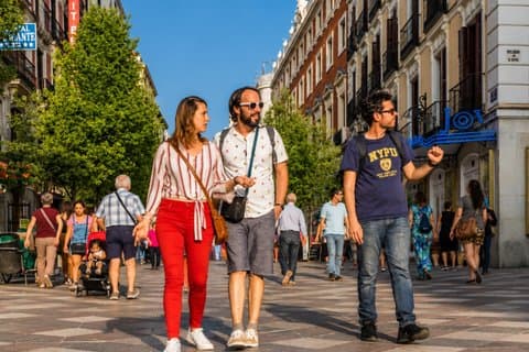 Malasaña: Private Custom Tour with a Local– Street Art & Culture