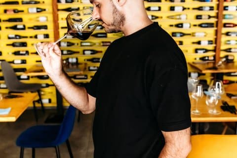 Madrid: Spanish Wine Tasting Overlooking Parque del Oeste