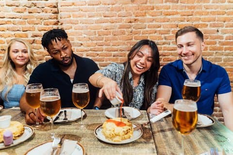 Madrid: Private Tapas & Wine Food Walking Tour in La Latina